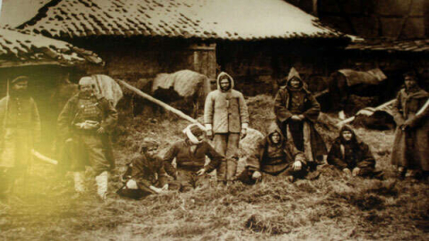 

Türk esirlerin fotoğrafı Rusya'da ortaya çıktı


