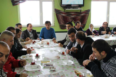 Seçim Öncesi Kahvaltıda Buluştular