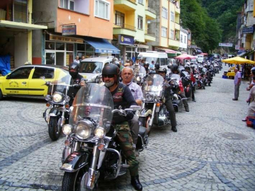Türk Chopper’ler Doğankent’ten geçti.