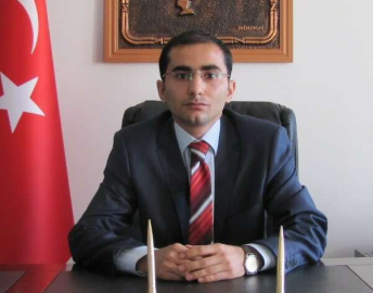 Kaymakam Köroğlu, Sorunlarla Başladı