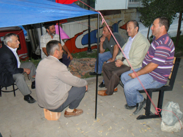 Muhtar Aracı’ya Destek Çığ Gibi 