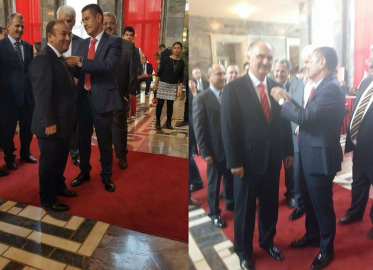 İki Öztürk’ün Rozetini Canikli Taktı.