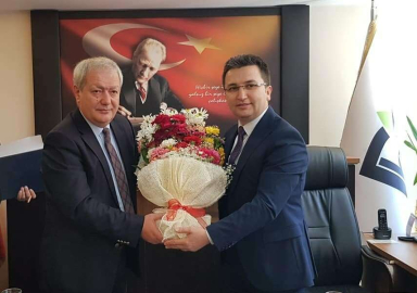 Başkan Özden Göreve Başladı