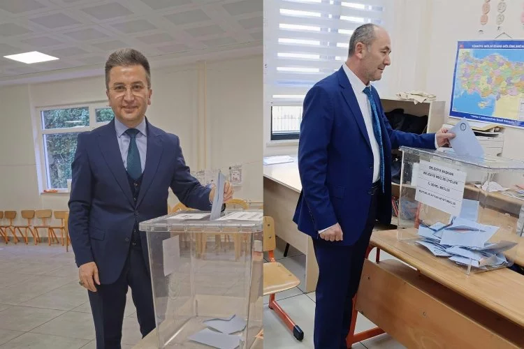 AK Parti ve YRP Belediye Başkan Adayları Oyunu Kullandı