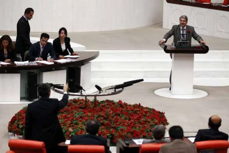

PKK'lıya emeklilik Meclis'i karıştırdı

